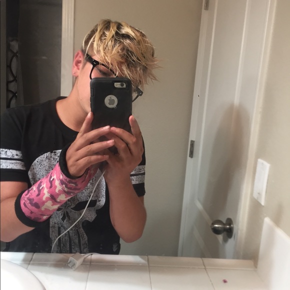 Meet your Posher, Rylan - Picture 1 of 1